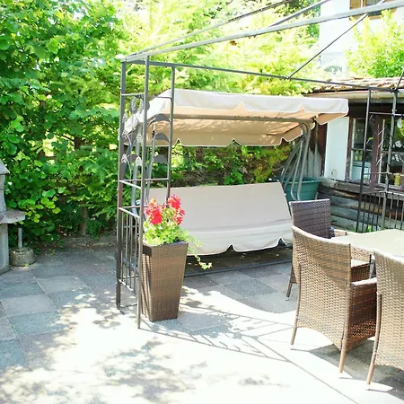 Gemuetliches Dachgeschoss-apartment Mit Alpenblick