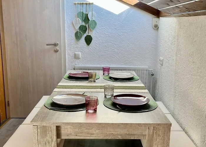 Gemuetliches Dachgeschoss-apartment Mit Alpenblick Pfronten